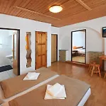 Casa de hóspedes Maco