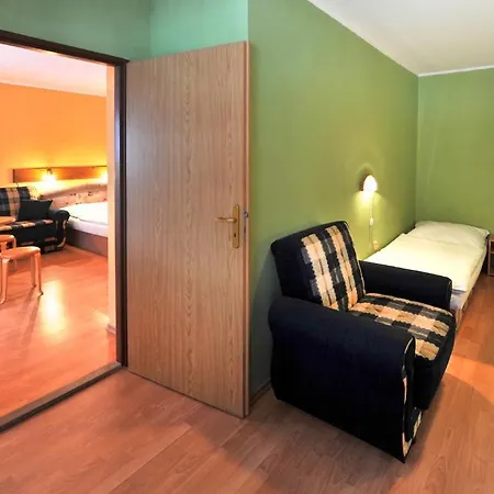 Maco Pensionat 2*